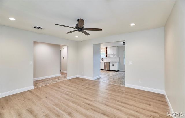 1329 S Wheaton Drive, St Charles, MO 63301