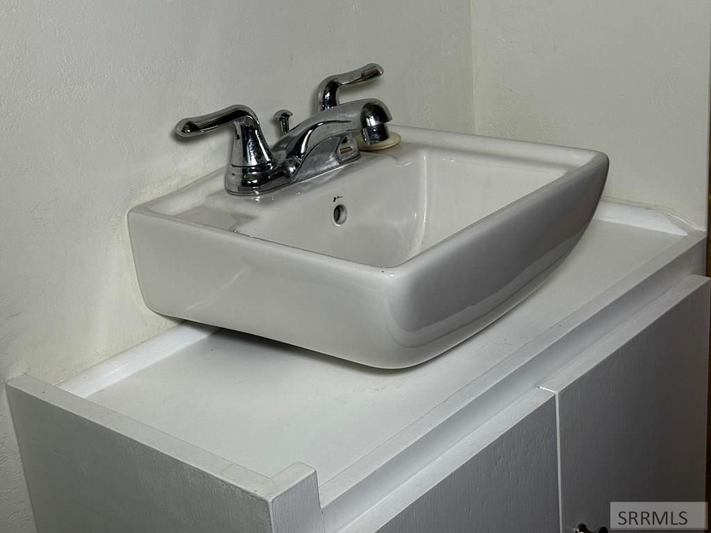 Image 14 of property listing at 501 W Pine Avenue, Mackay, ID 83251