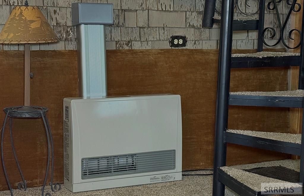 Image 16 of property listing at 501 W Pine Avenue, Mackay, ID 83251