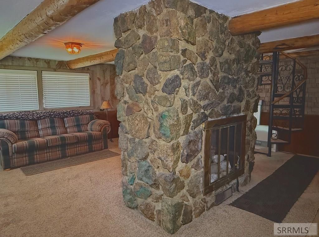 Image 9 of property listing at 501 W Pine Avenue, Mackay, ID 83251