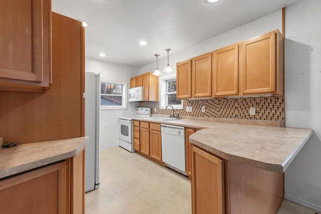 109 WALNUT STREET, Fond Du Lac, WI 54935