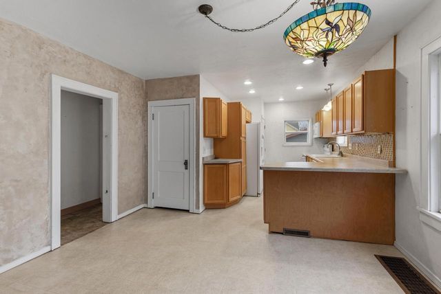 109 WALNUT STREET, Fond Du Lac, WI 54935