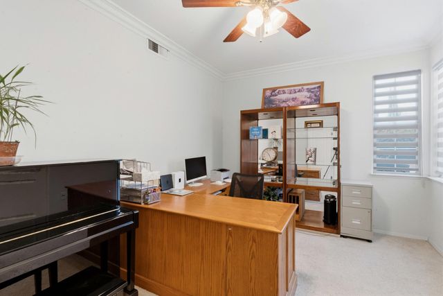 10365 N Pierpont Circle, Fresno, CA 93730