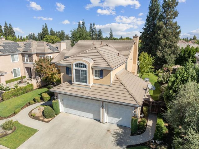10365 N Pierpont Circle, Fresno, CA 93730