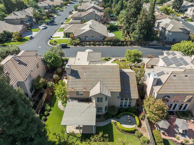 10365 N Pierpont Circle, Fresno, CA 93730