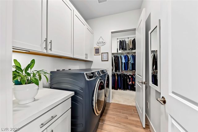 5 Barrio Alto Court, Henderson, NV 89011