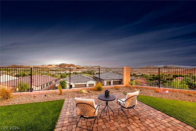 5 Barrio Alto Court, Henderson, NV 89011