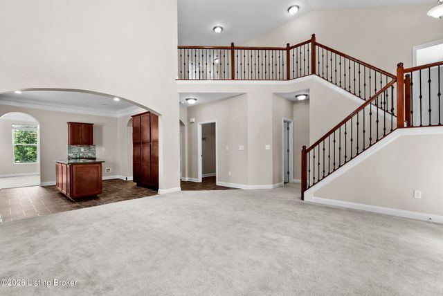9108 Tamarack Grove Ln, Louisville, KY 40291