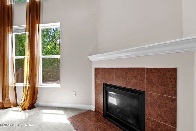 9108 Tamarack Grove Ln, Louisville, KY 40291
