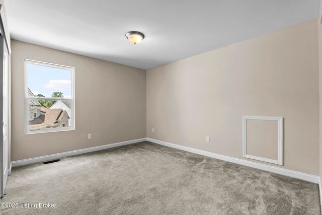 9108 Tamarack Grove Ln, Louisville, KY 40291