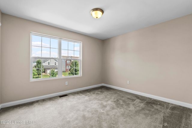 9108 Tamarack Grove Ln, Louisville, KY 40291