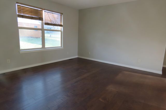 411 N Kyle Avenue, Republic, MO 65738