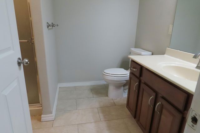 411 N Kyle Avenue, Republic, MO 65738