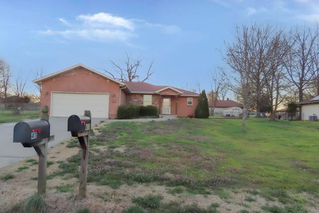411 N Kyle Avenue, Republic, MO 65738