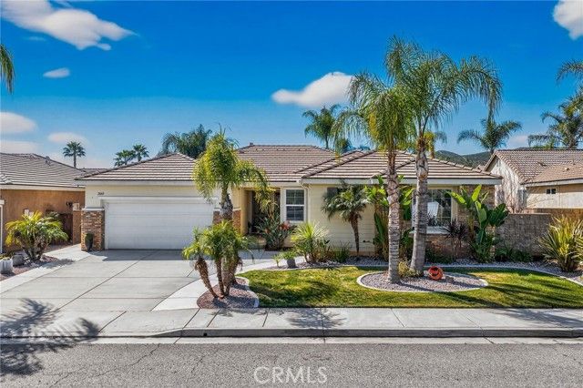 28163 Lookout Point Lane, Menifee, CA 92585