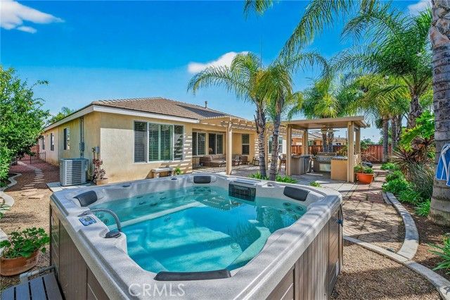 28163 Lookout Point Lane, Menifee, CA 92585