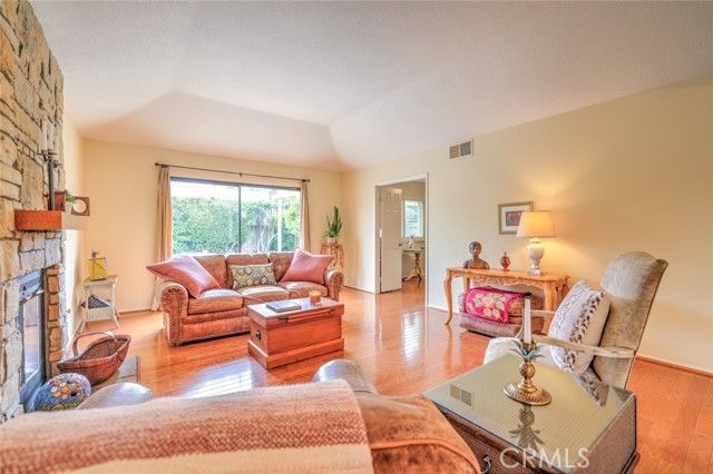 2132 Sunrise Circle, Upland, CA 91784