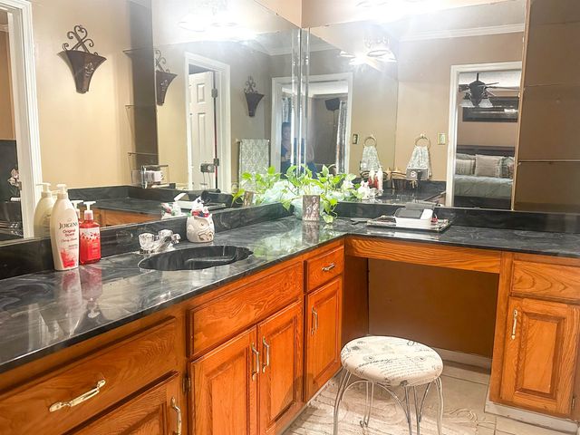 109 Rosedown Dr, Thibodaux, LA 70301