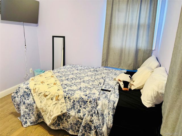 195 Maple Street, Medford, NY 11763