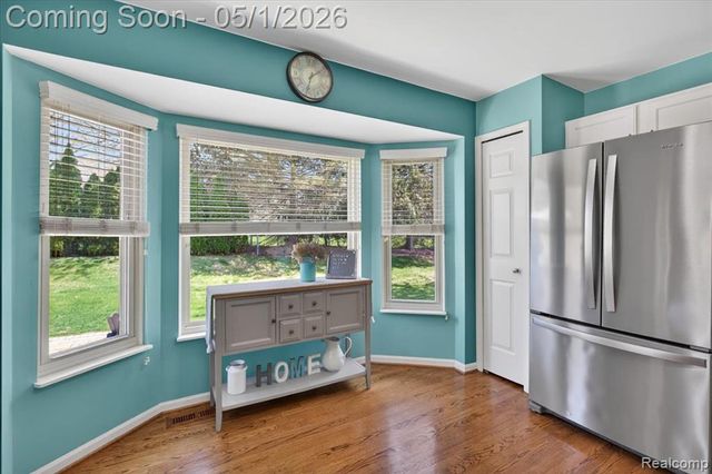1049 Yale Drive, Oxford, MI 48371