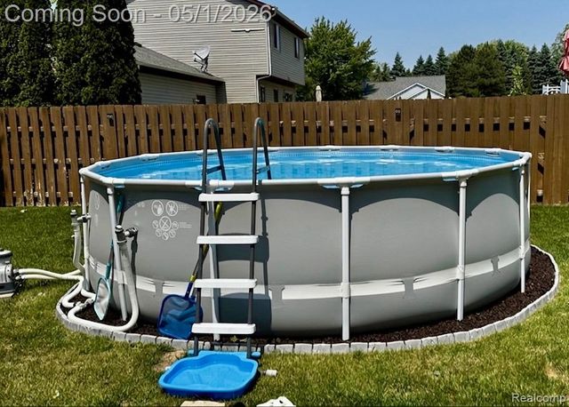 1049 Yale Drive, Oxford, MI 48371