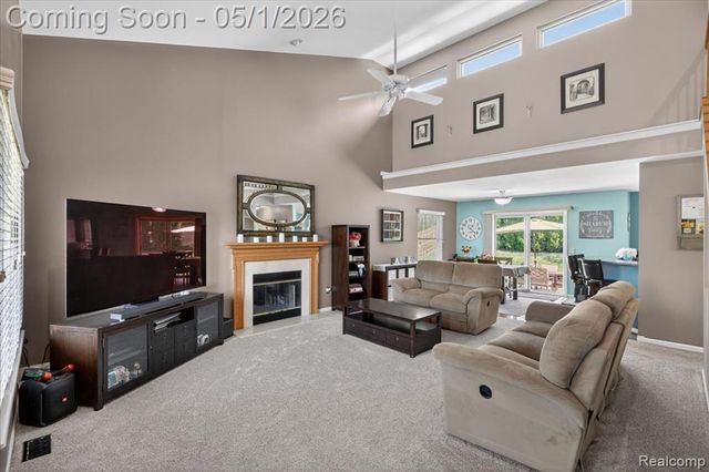 1049 Yale Drive, Oxford, MI 48371