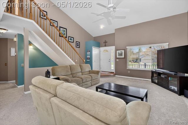 1049 Yale Drive, Oxford, MI 48371