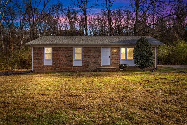 105 Sherry Ln, Dickson, TN 37055
