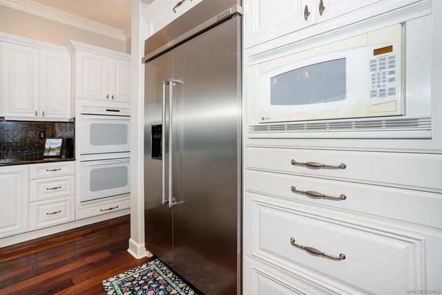4198 Philbrook Square, San Diego, CA 92130