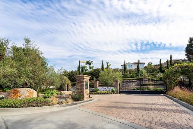 4198 Philbrook Square, San Diego, CA 92130