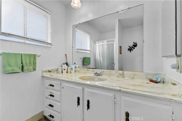 9391 California Ave 32, Riverside, CA 92503