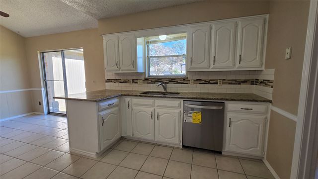 2318 Glen Forest Lane, Plano, TX 75023