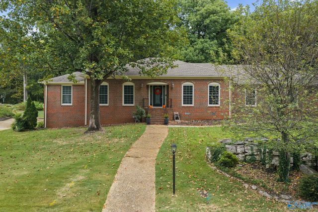820 Tannahill Drive, Huntsville, AL 35802