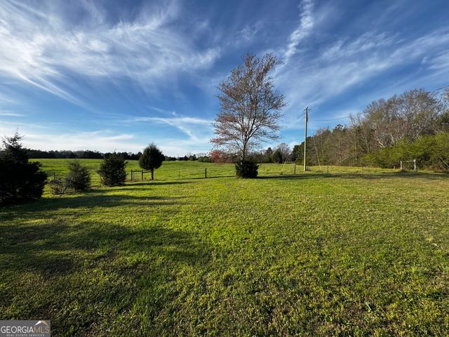 118 Lazy B Drive, Hartwell, GA 30643