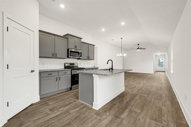 9348 Hard Rock Road, Conroe, TX 77303