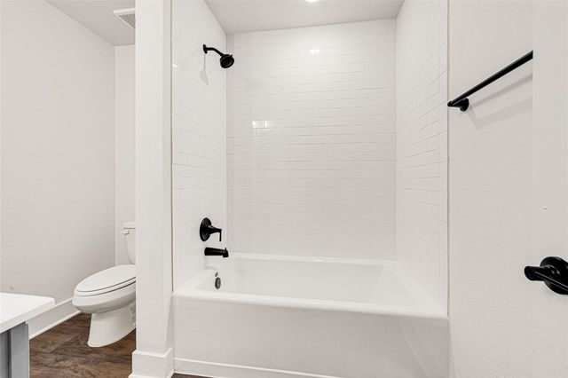 9348 Hard Rock Road, Conroe, TX 77303