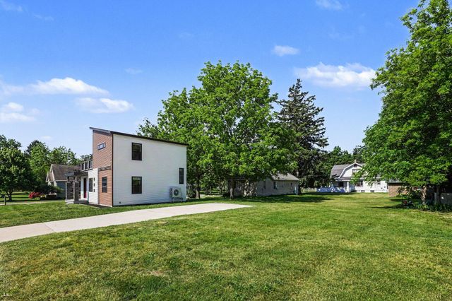 9740 Maple Street, Bridgman City, MI 49106