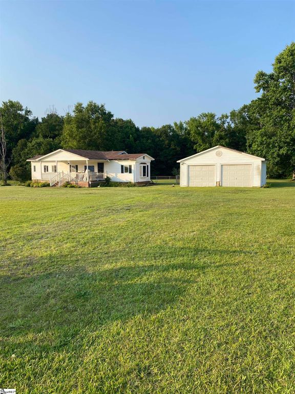 891 Charlottes Road, Clinton, SC 29384