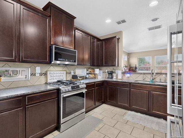 8478 Buckhorn Parke, San Antonio, TX 78254