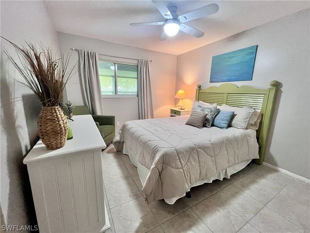 159 Teryl RD 2, Naples, FL 34112