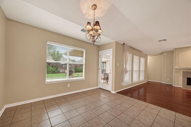 6922 Summer Bridge Lane, Spring, TX 77379