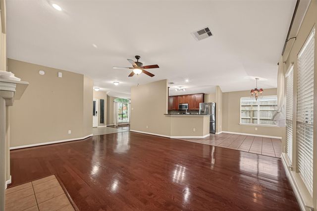 6922 Summer Bridge Lane, Spring, TX 77379