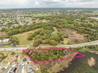 8769 E County Road 466 Road, Lady Lake, FL 32159
