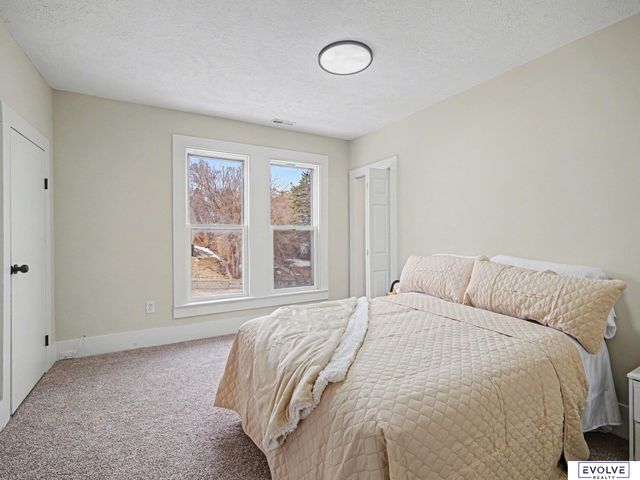 805 1st Avenue, Plattsmouth, NE 68048