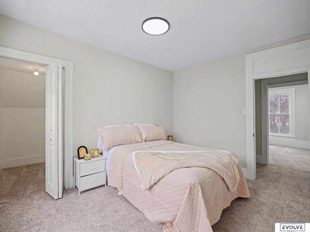 805 1st Avenue, Plattsmouth, NE 68048