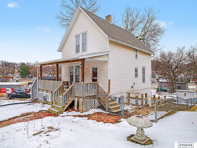 805 1st Avenue, Plattsmouth, NE 68048