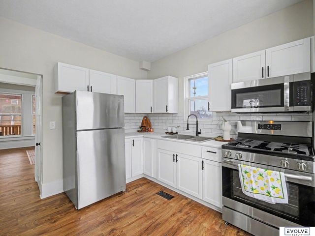 805 1st Avenue, Plattsmouth, NE 68048