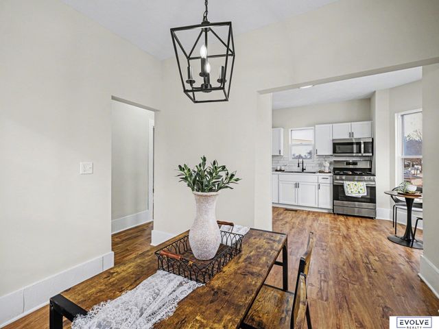 805 1st Avenue, Plattsmouth, NE 68048