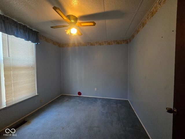 1926 N 8th Street, Terre Haute, IN 47804