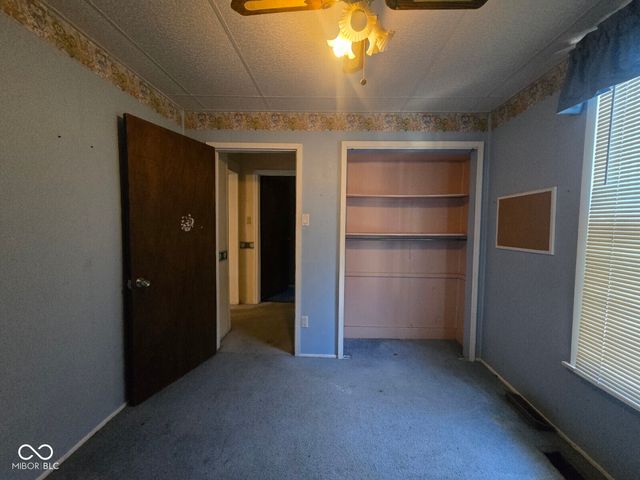 1926 N 8th Street, Terre Haute, IN 47804